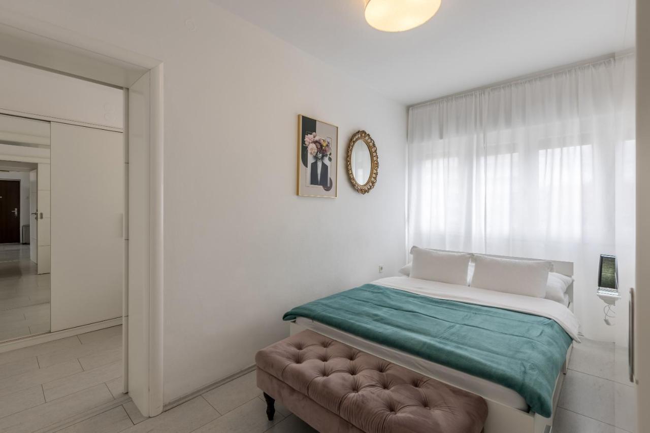 Doors Of West Apartman Split Kültér fotó