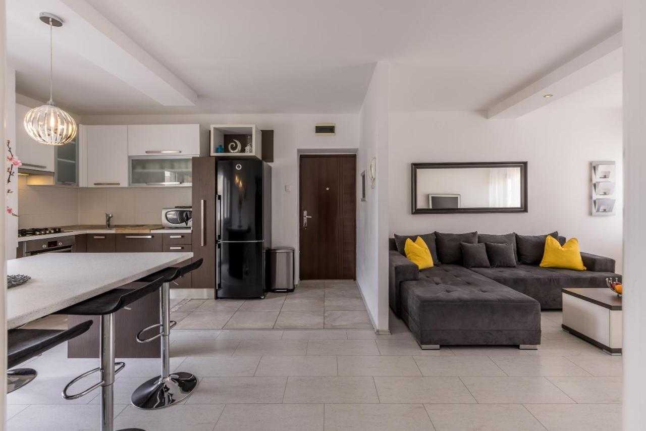 Doors Of West Apartman Split Kültér fotó